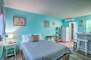 Tropical Pass-A-Grille Gem with Direct Beach Access!